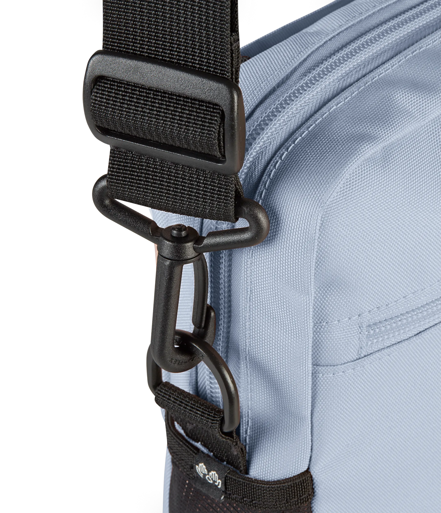 central-adaptive-crossbody-x7 JS0A7ZNB7G7-DET4.webp