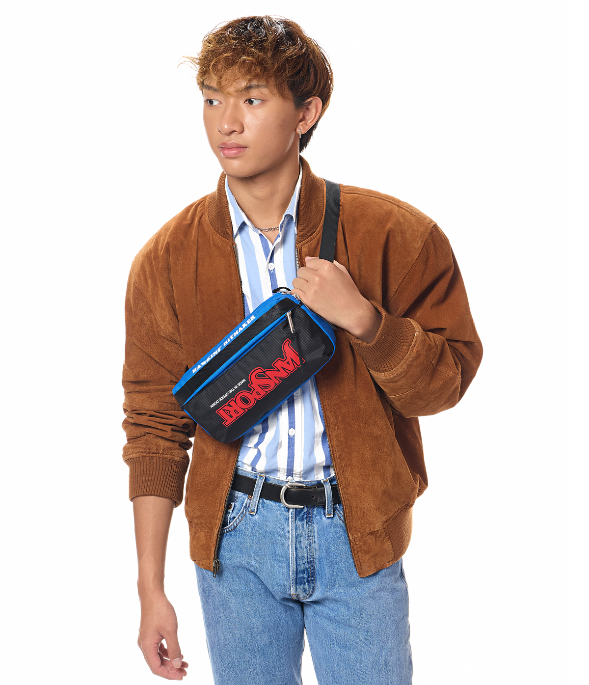 washington-waistpack-squawk-radio-a9 JS0A898CA2S-MODEL.png